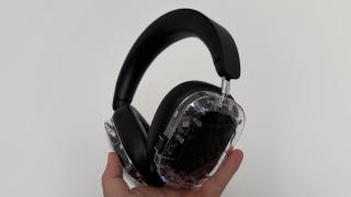 Mondo Over-ear