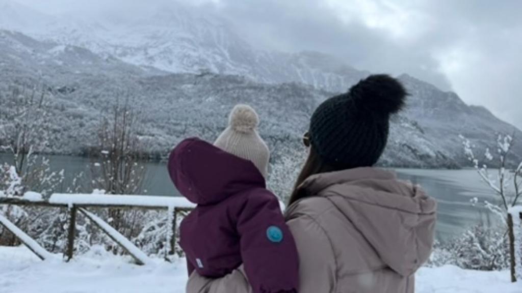 Marta y Lola, en un viaje. Cedida