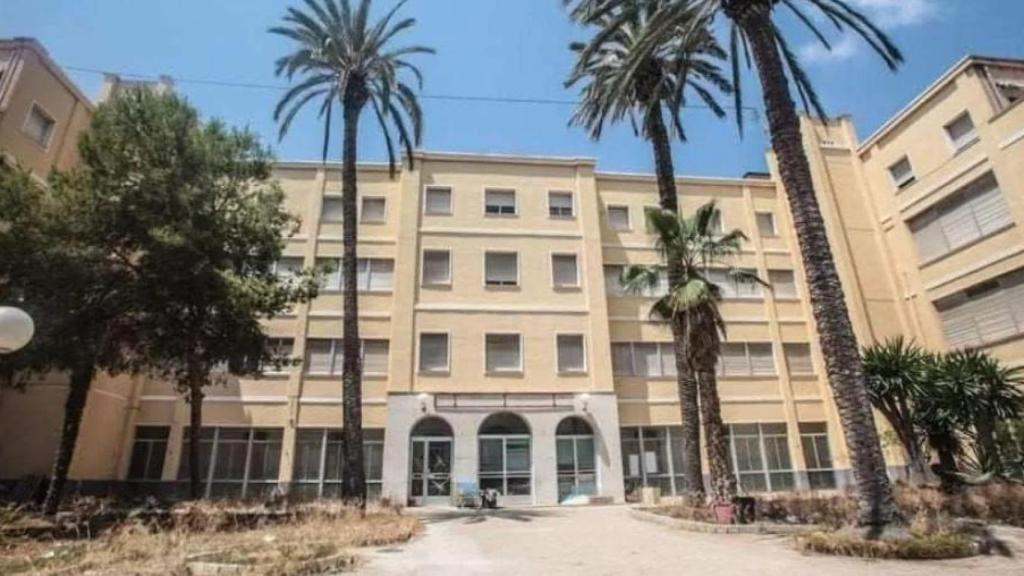 El antiguo Asilo de Benalúa.