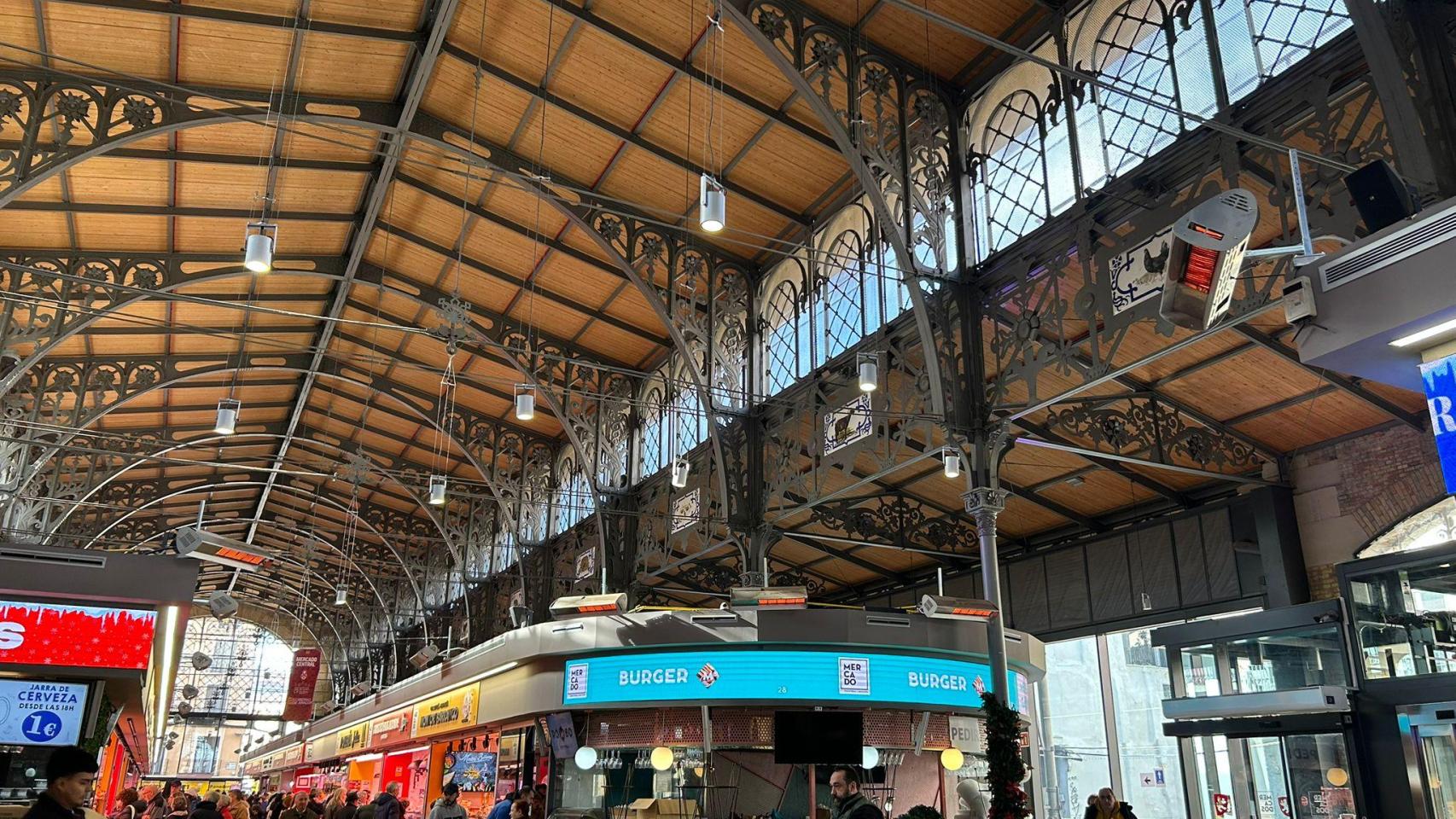 Interior del Mercado Central de Zaragoza.
