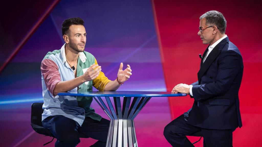 Jorge Javier Vázquez entrevista a Diego en el plató de 'GH 20'.