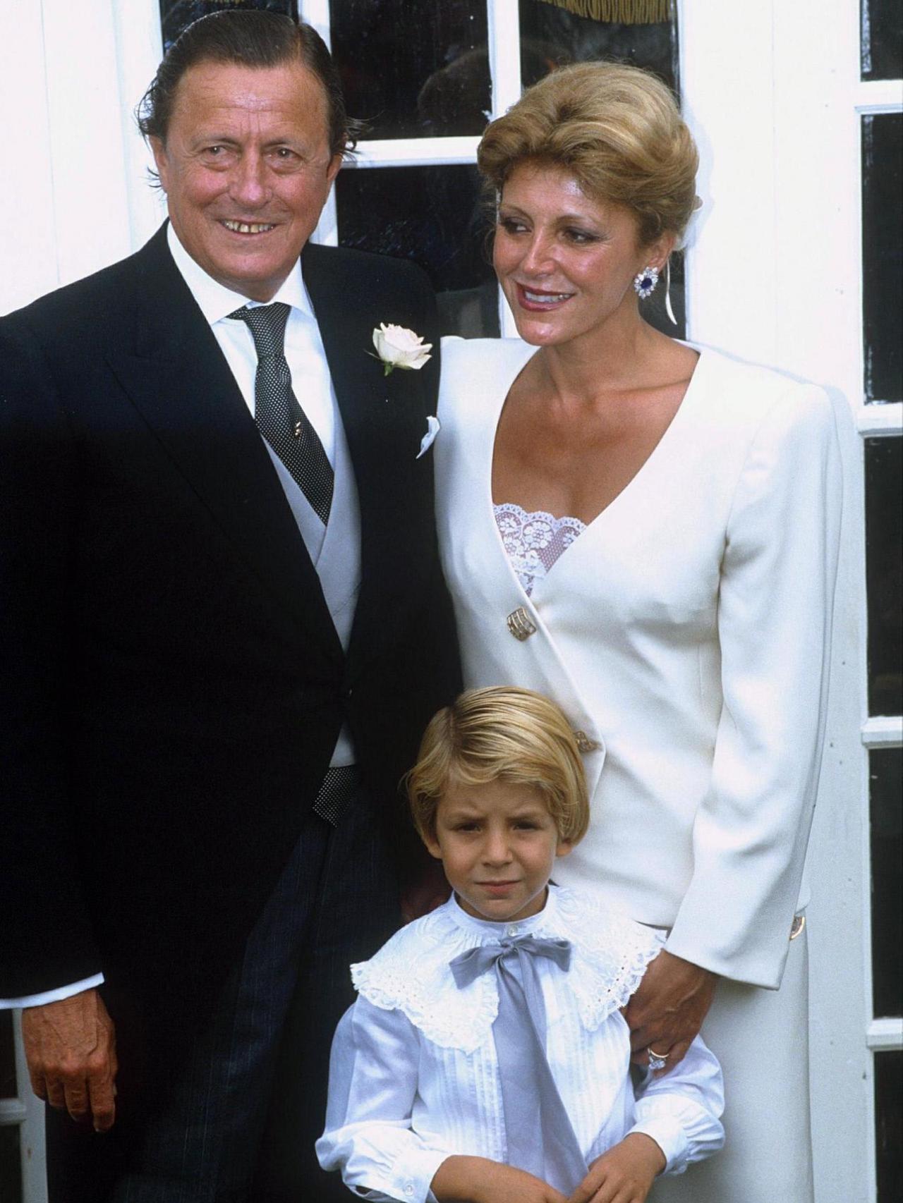 El barón Thyssen, Carmen Cervera y su hijo, Borja.