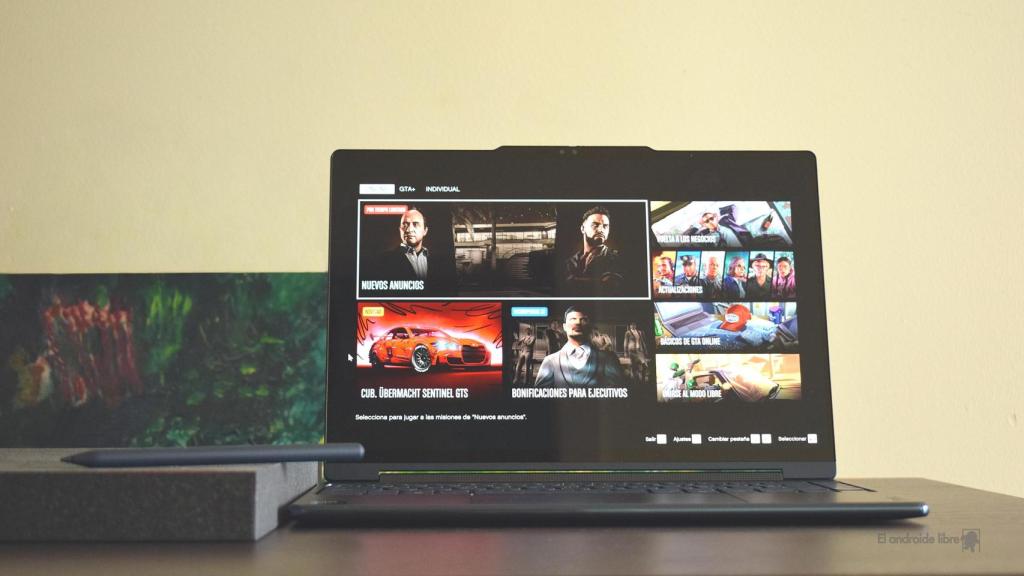Yoga 9i 2-in-1 Gen 10 Aura Edition