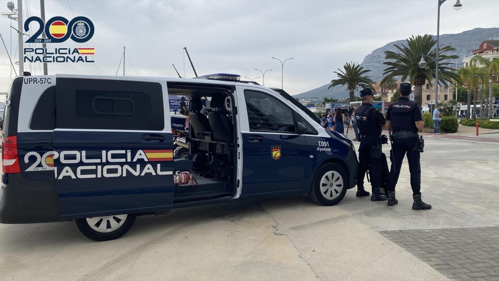Vehículo de la Policía Nacional. PN