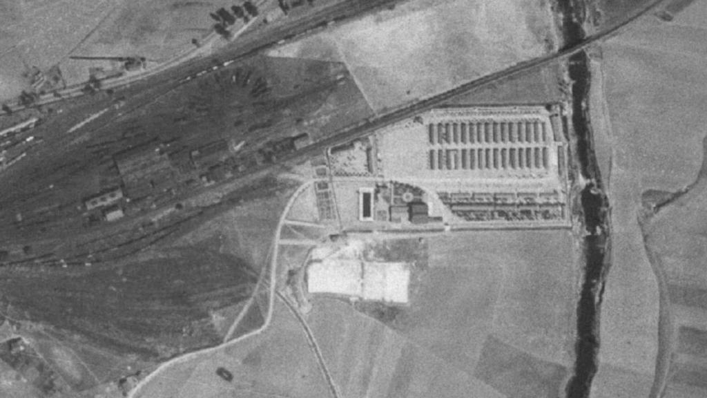 Vista aérea del campo de concentración de Miranda de Ebro en 1945. https://es.wikipedia.org