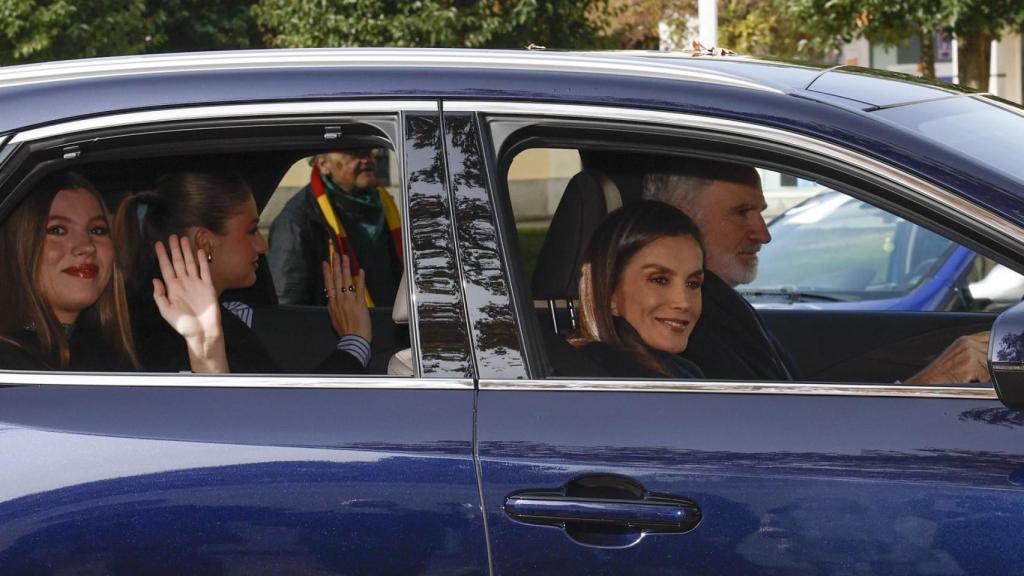 La Familia Real, a su llegada al almuerzo con su familia en el Palacio de El Pardo.