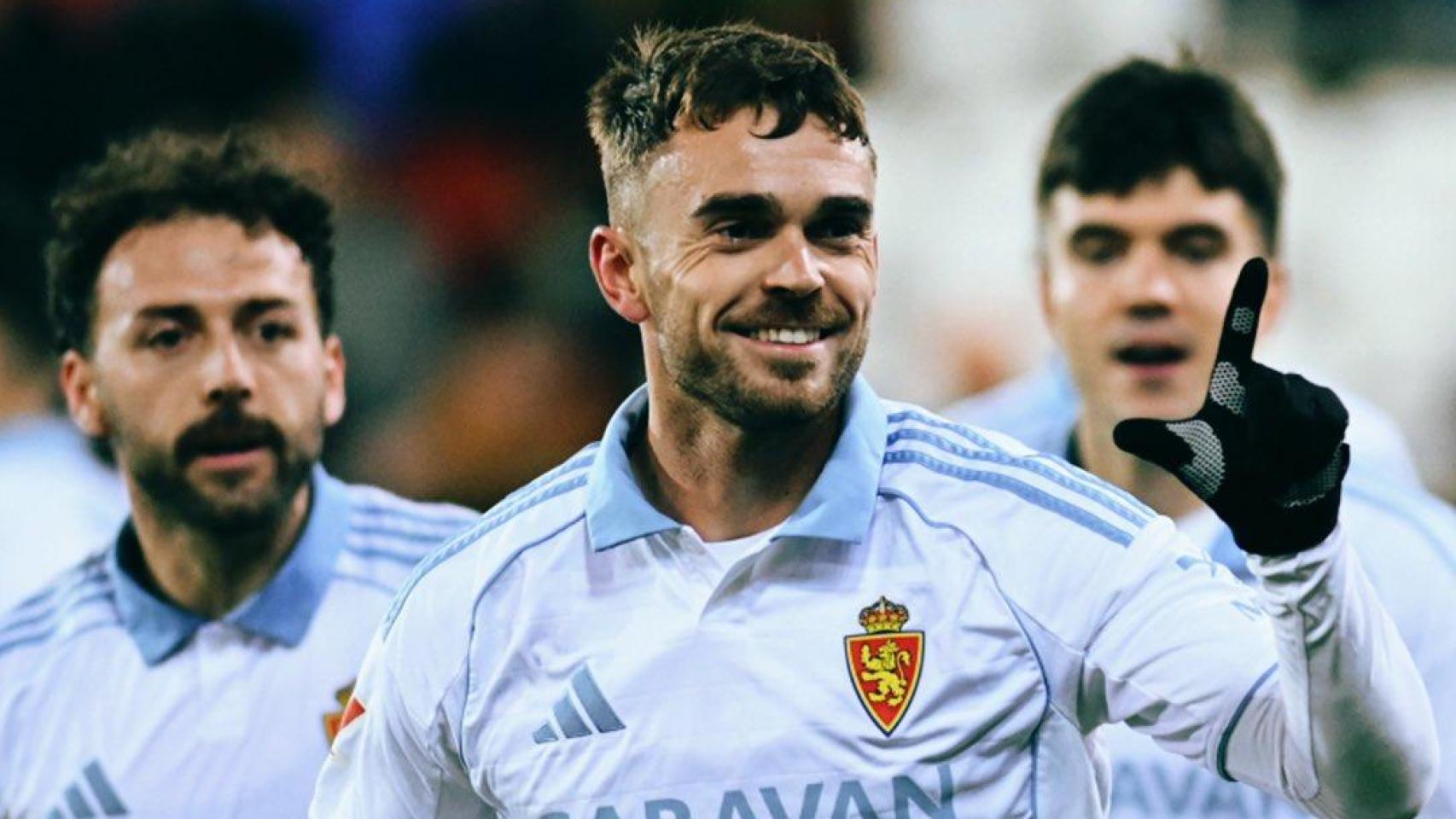 Soberón celebra el gol del empate