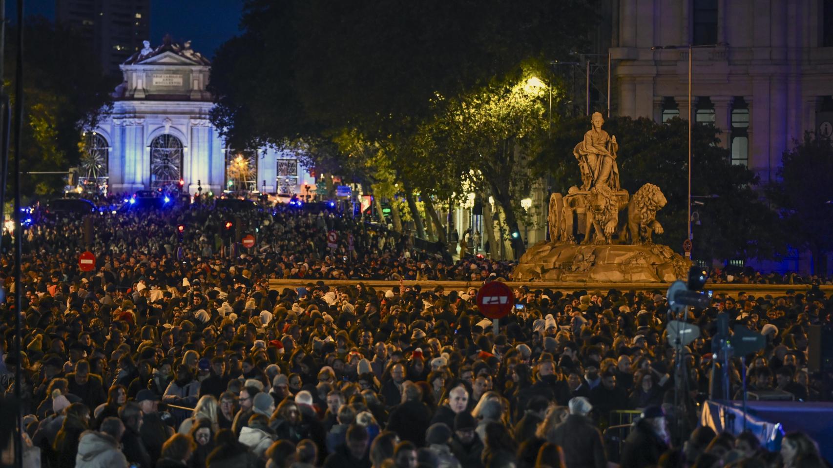 Madrid da la bienvenida a la navidad con su encendido de luces que cuenta con Carlos Sainz como padrino Madrid da la bienvenida a la navidad con su encendido de luces que cuenta con Carlos Sainz como padrino
