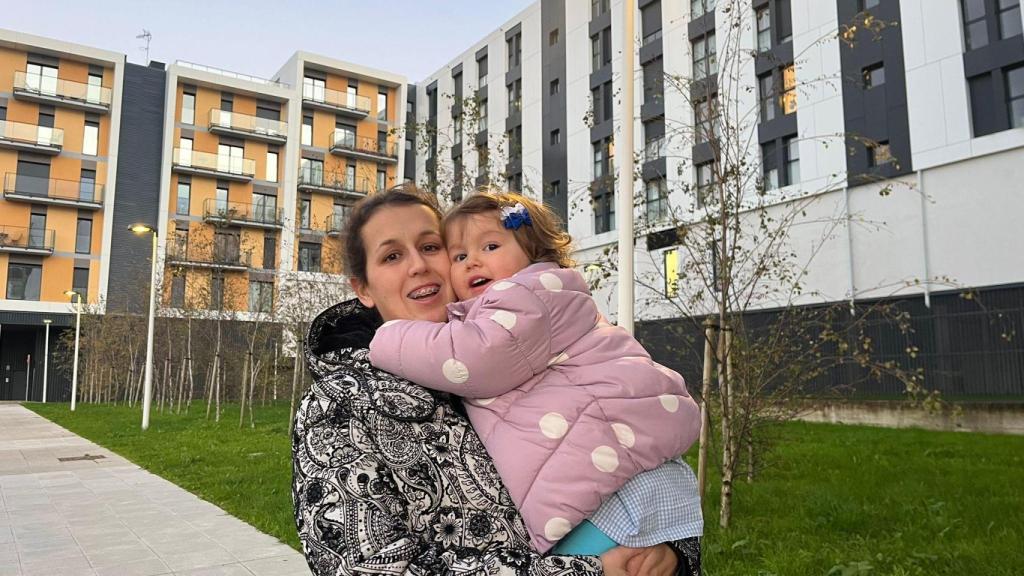 Adriana y su hija Aria