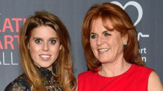 Sarah Ferguson se estaría planteando trasladarse a la casa que tiene su hija Beatriz de York en los Cotswolds.