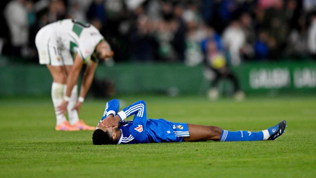 Bellingham, exhausto tras el partido ante el Elche.