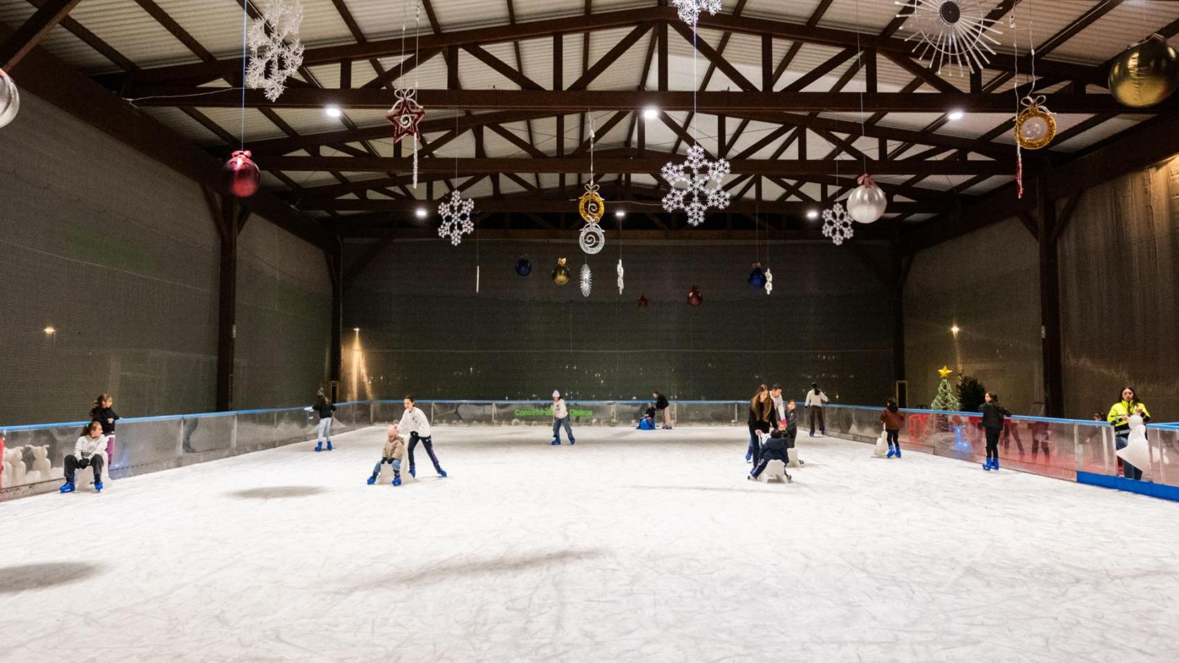Imagen de la pista de hielo de Oleiros.