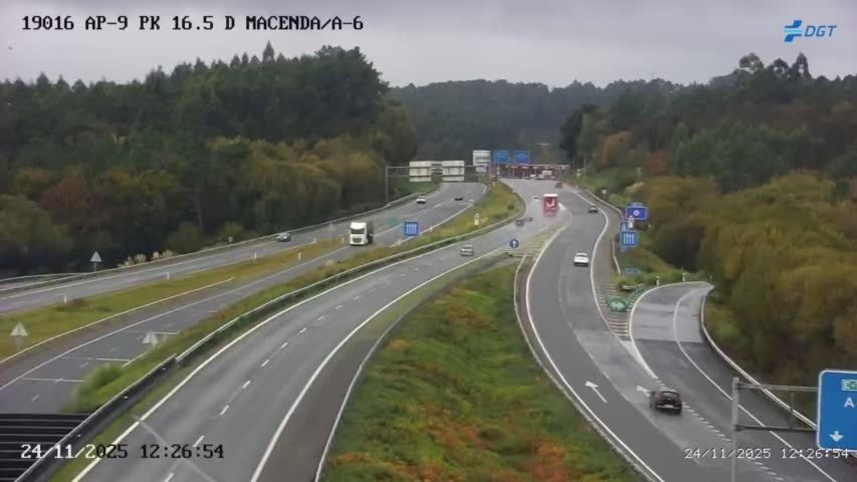 Imagen del kilómetro 16 de la AP-9 en la mañana de este lunes.