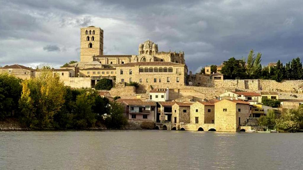 Vista de Zamora desde la Playa de los Pelambres
