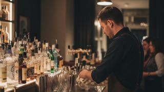 Imagen de un camarero.