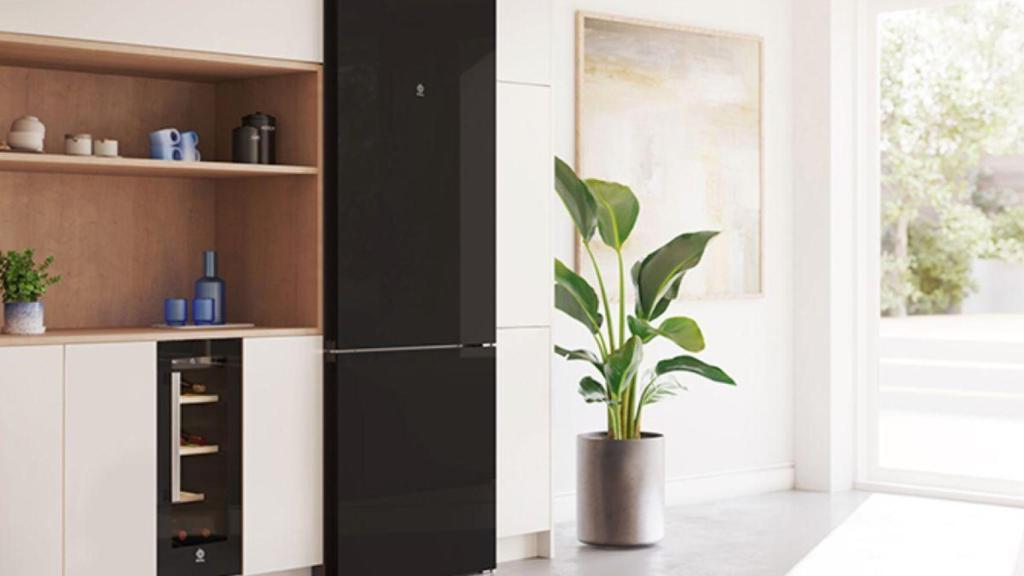Renueva tu frigorífico en las ofertas del Black Friday de Worten: casi 500€ menos en este combi de Balay