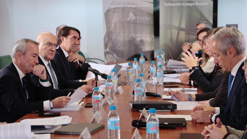Imagen de la reunión del pasado 24 de noviembre de la comisión de seguimiento, el Consejo de Administración y la Junta General de la SVAV