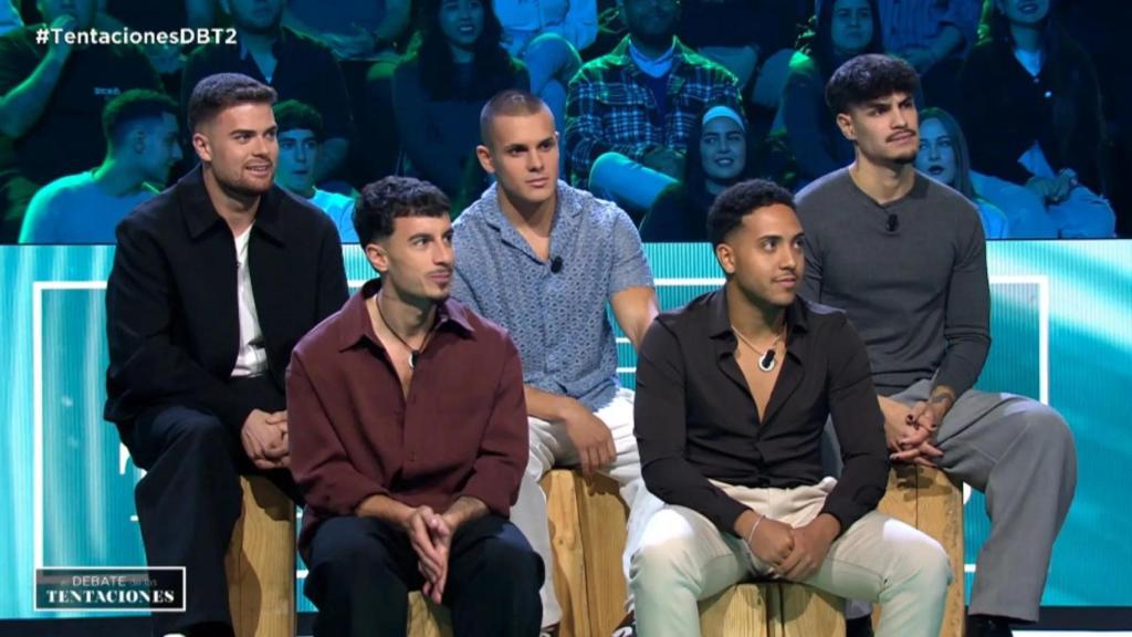 Los concursantes de 'La isla de las tentaciones 9' en el segundo debate de la edición.