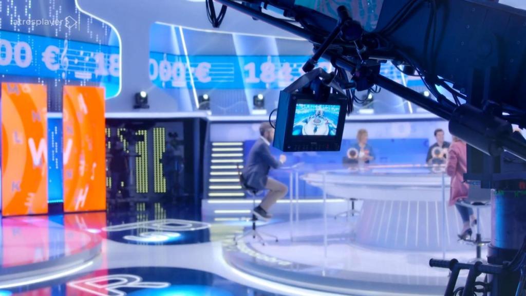 El plató de 'Pasapalabra', con Roberto Leal al fondo.