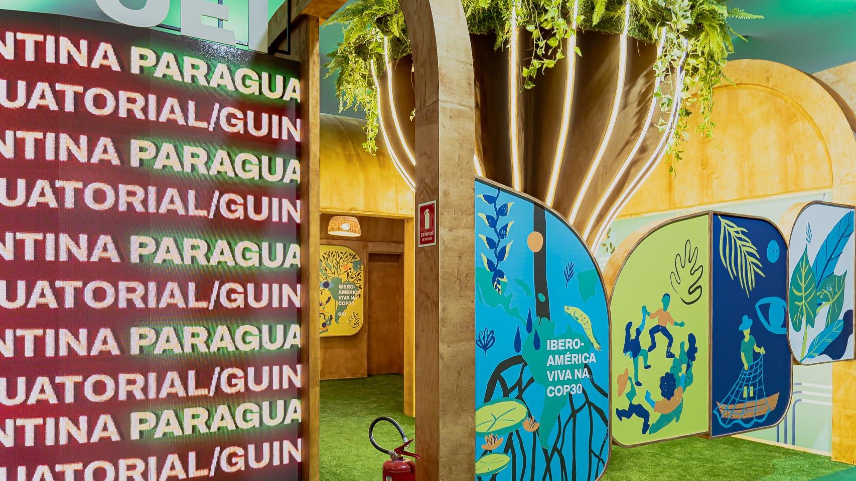 Stand de la OEI en la cumbre del clima de Brasil.