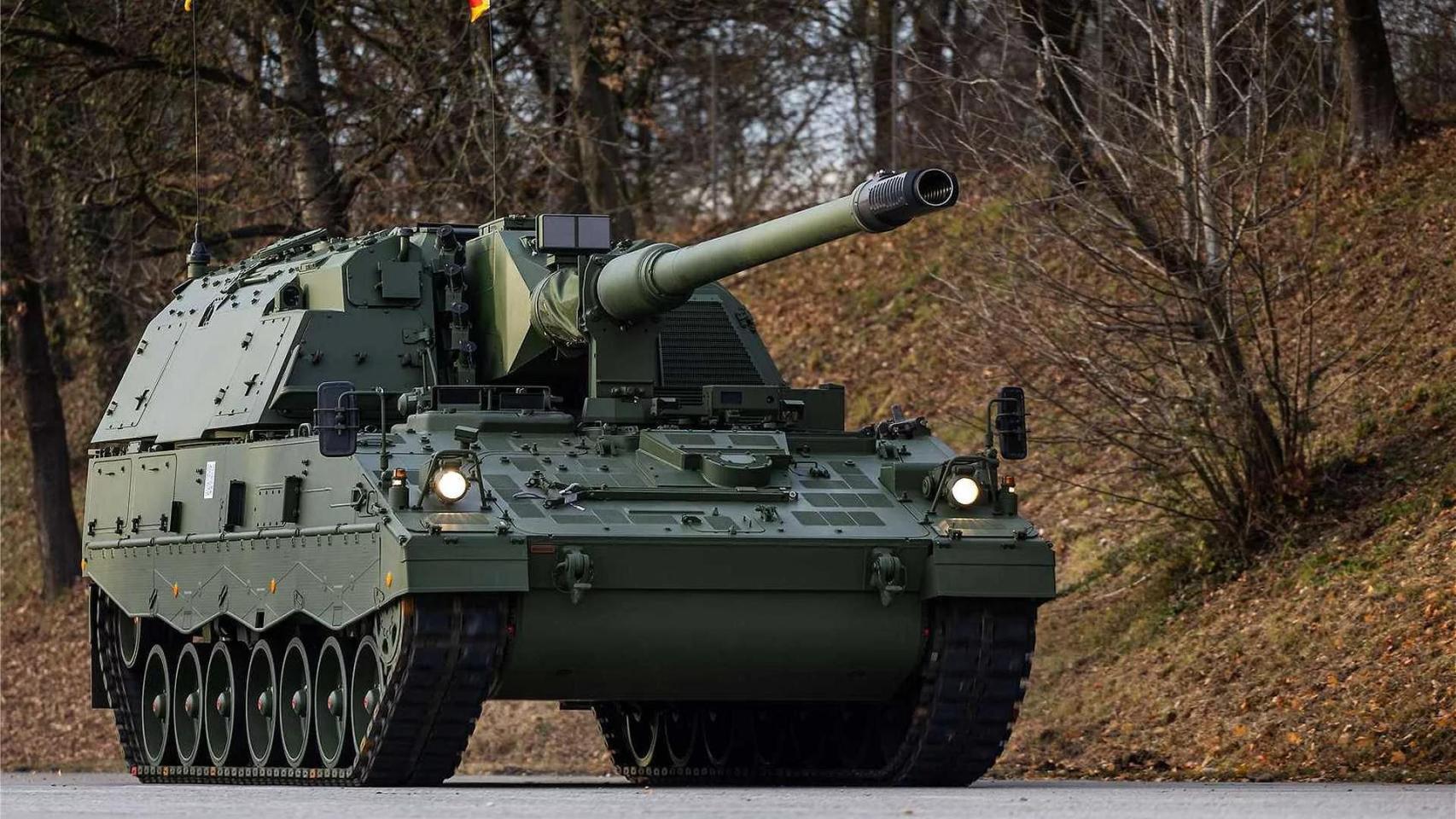 Obús autopropulsado sobre cadenas PzH 2000 A4