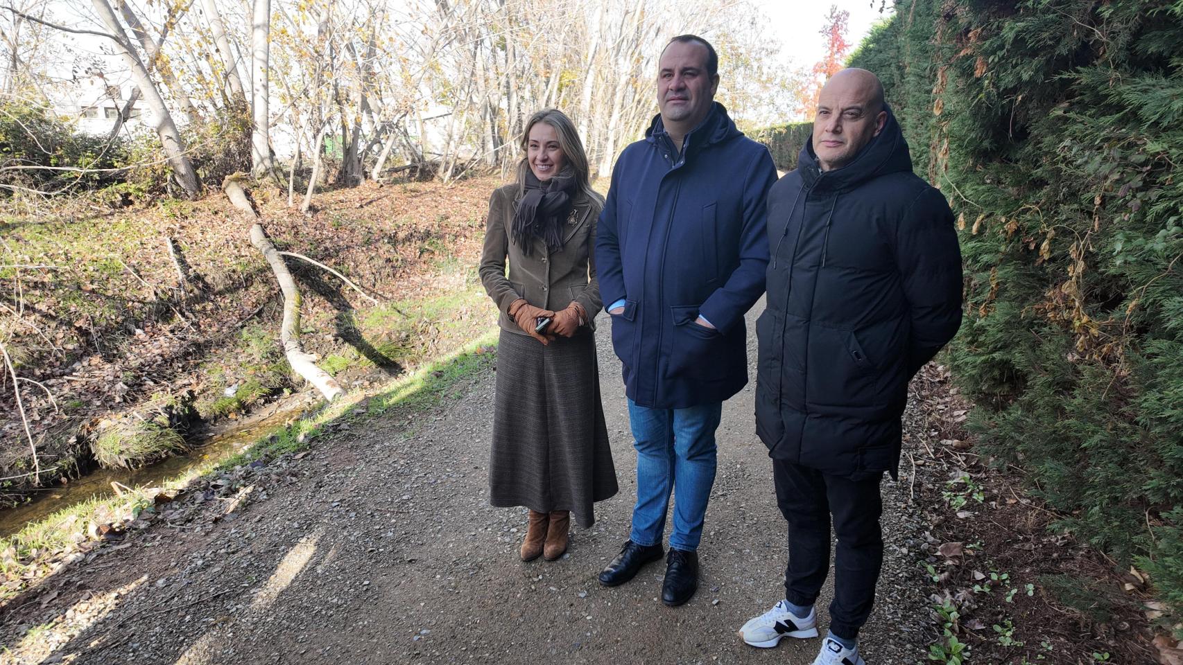 El alcalde de Santa Marta, David Mingo, en la ruta Arroyo Requesenes