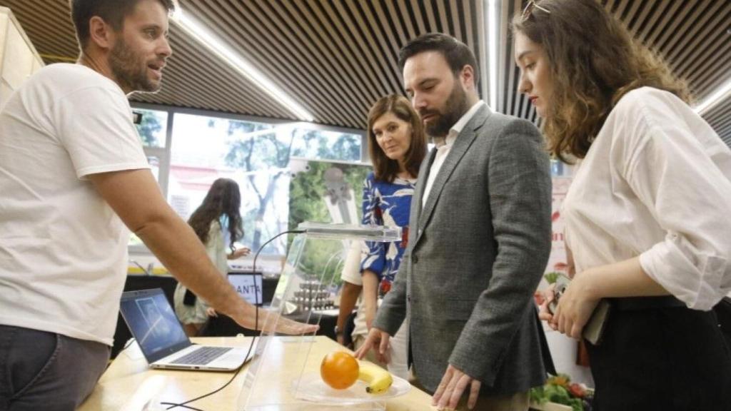 Ángel Niño, concejal delegado de Innovación y Emprendimiento, en un acto.
