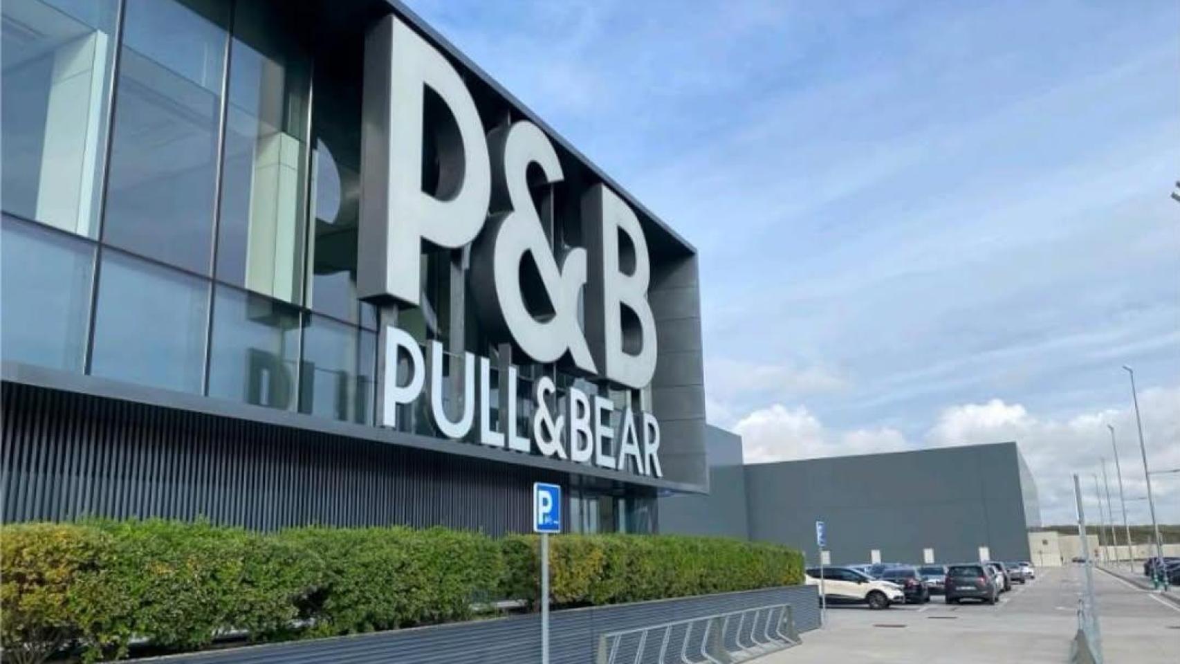 Plataforma Cabanillas. Foto: Instagram @feticopullbear.