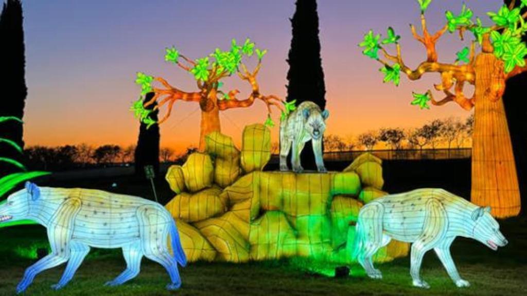 Varias de las esculturas de Brilla Zoo en Madrid.