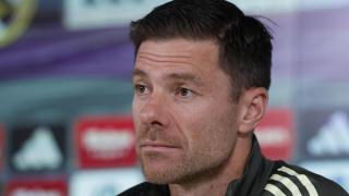 Xabi Alonso atiende a los medios en rueda de prensa.