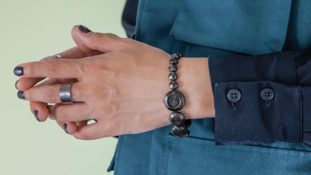 Reloj Seiko en su versión oscura.