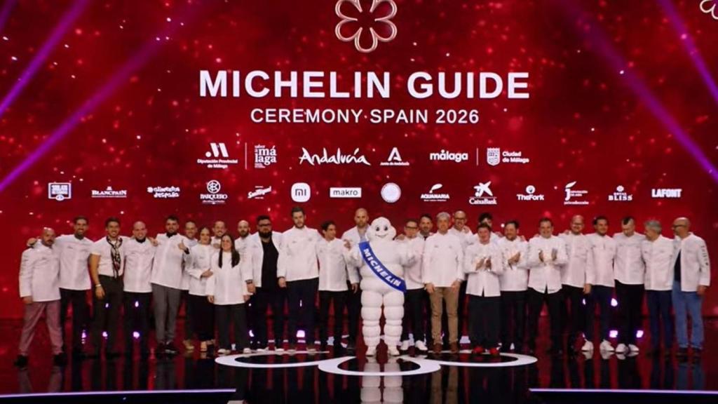 La foto de familia de todos los nuevos chefs con una Estrella Michelin.