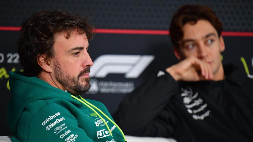 Fernando Alonso y George Russell, en la rueda de prensa previa al GP de Las Vegas.