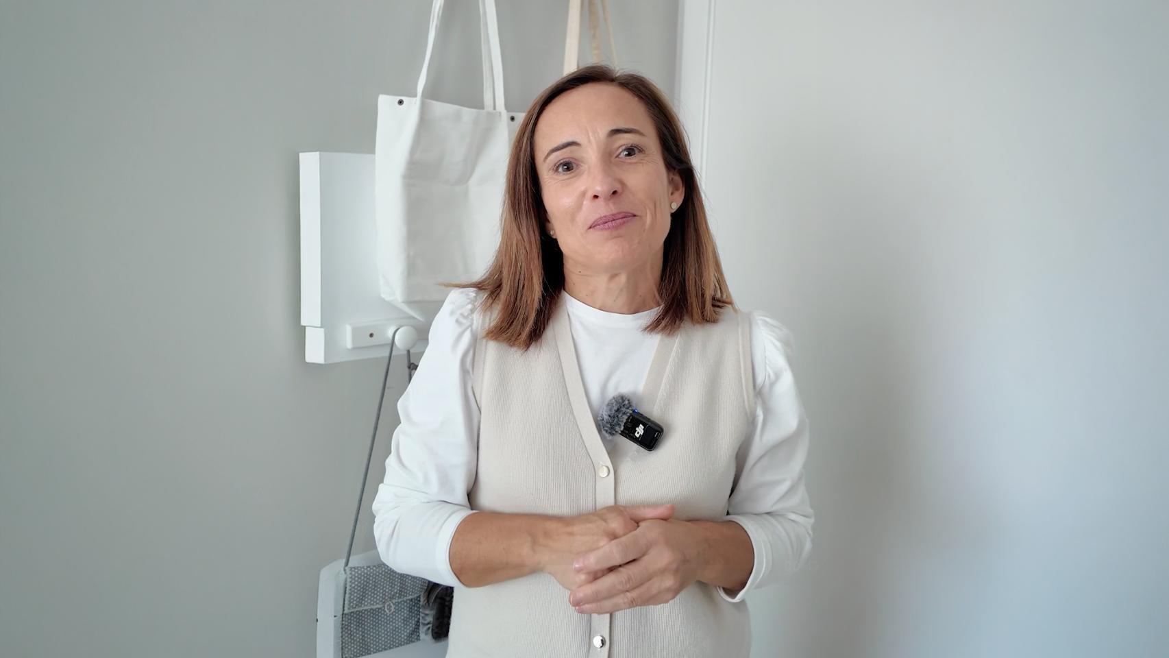 María Martínez, de 'Nueve en casa', durante la grabación del vídeo.