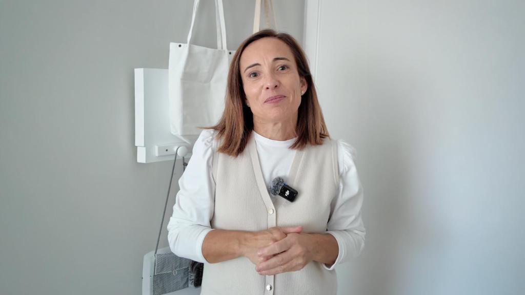 María Martínez, de 'Nueve en casa', durante la grabación del vídeo.