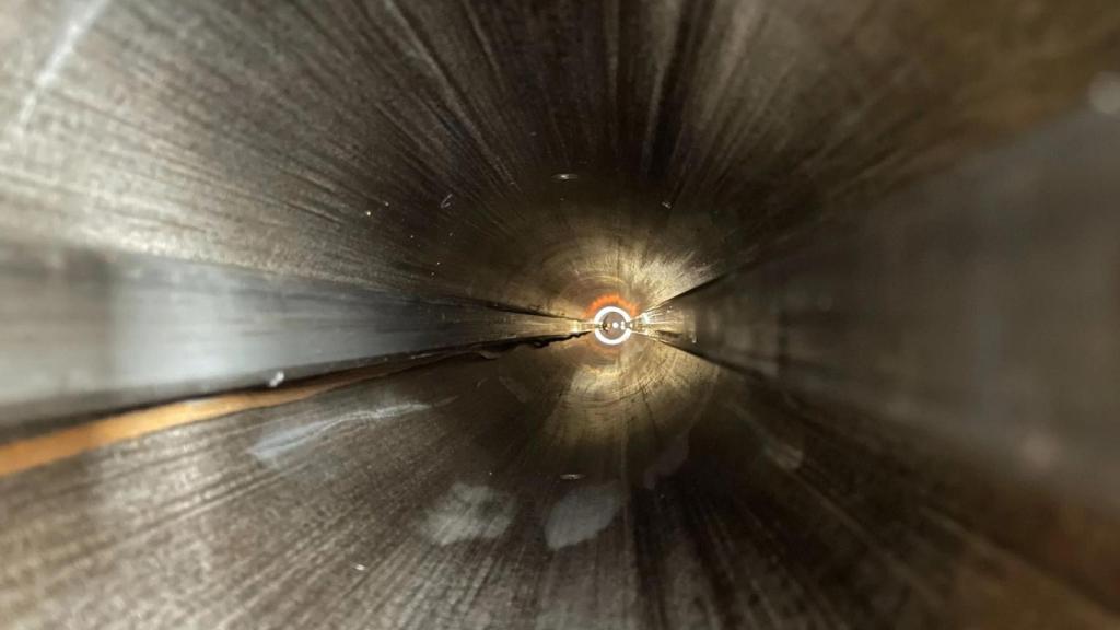 Interior del prototipo de cohete para lanzar satélites al espacio