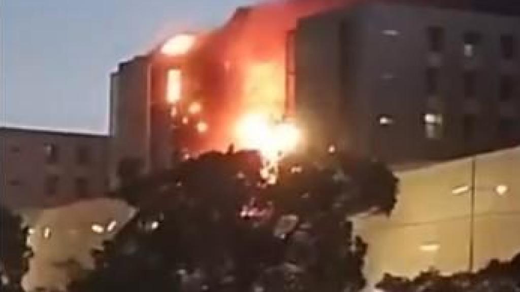 Imagen del incendio en el hospital Santa Lucía de Cartagena.