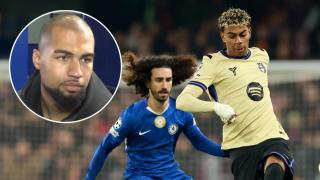 Cucurella y Lamine Yamal, durante el partido, y Robert Sánchez en zona mixta