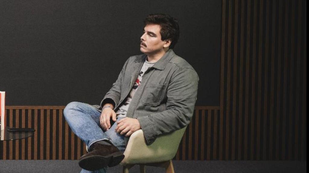 El reportero Brais Cedeira, en una entrevista en la sede de EL ESPAÑOL.