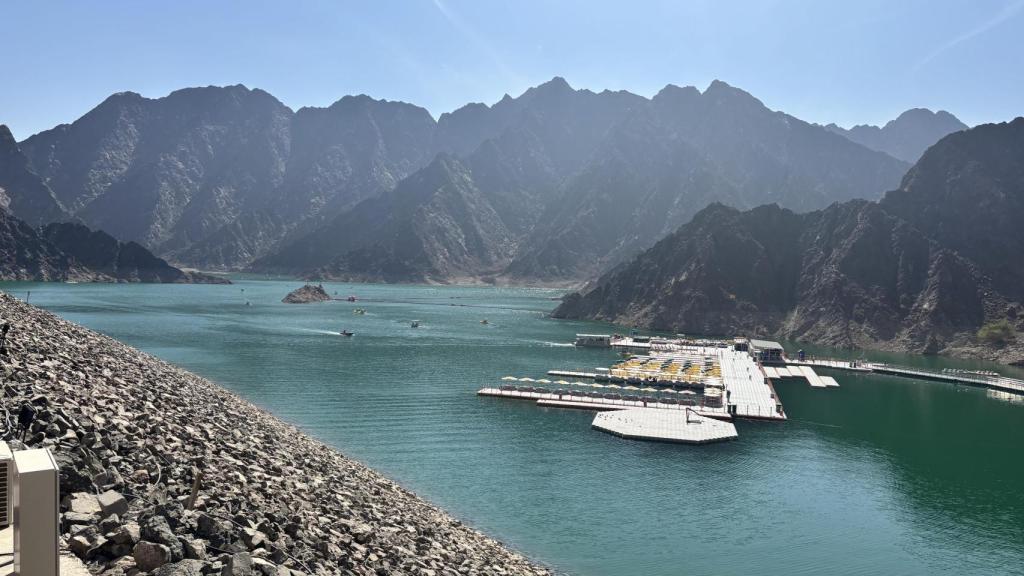 Lago de Hatta, en Dubái.