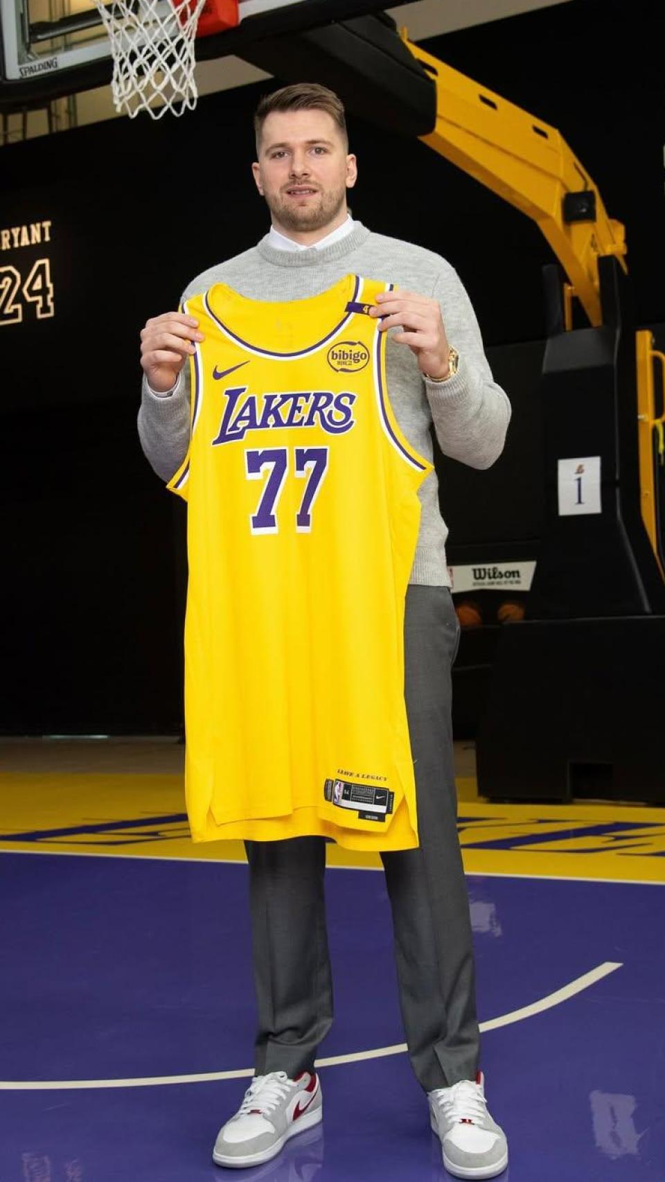 La influencia española en el juego de Luka Dončić lo convirtió en un jugador versátil, táctico y dominante.