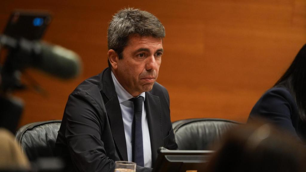 El presidente de la Generalitat Valenciana en funciones, Carlos Mazón, durante su comparecencia ante la Comisión de la dana de Les Corts Valencianes. Europa Press / Jorge Gil