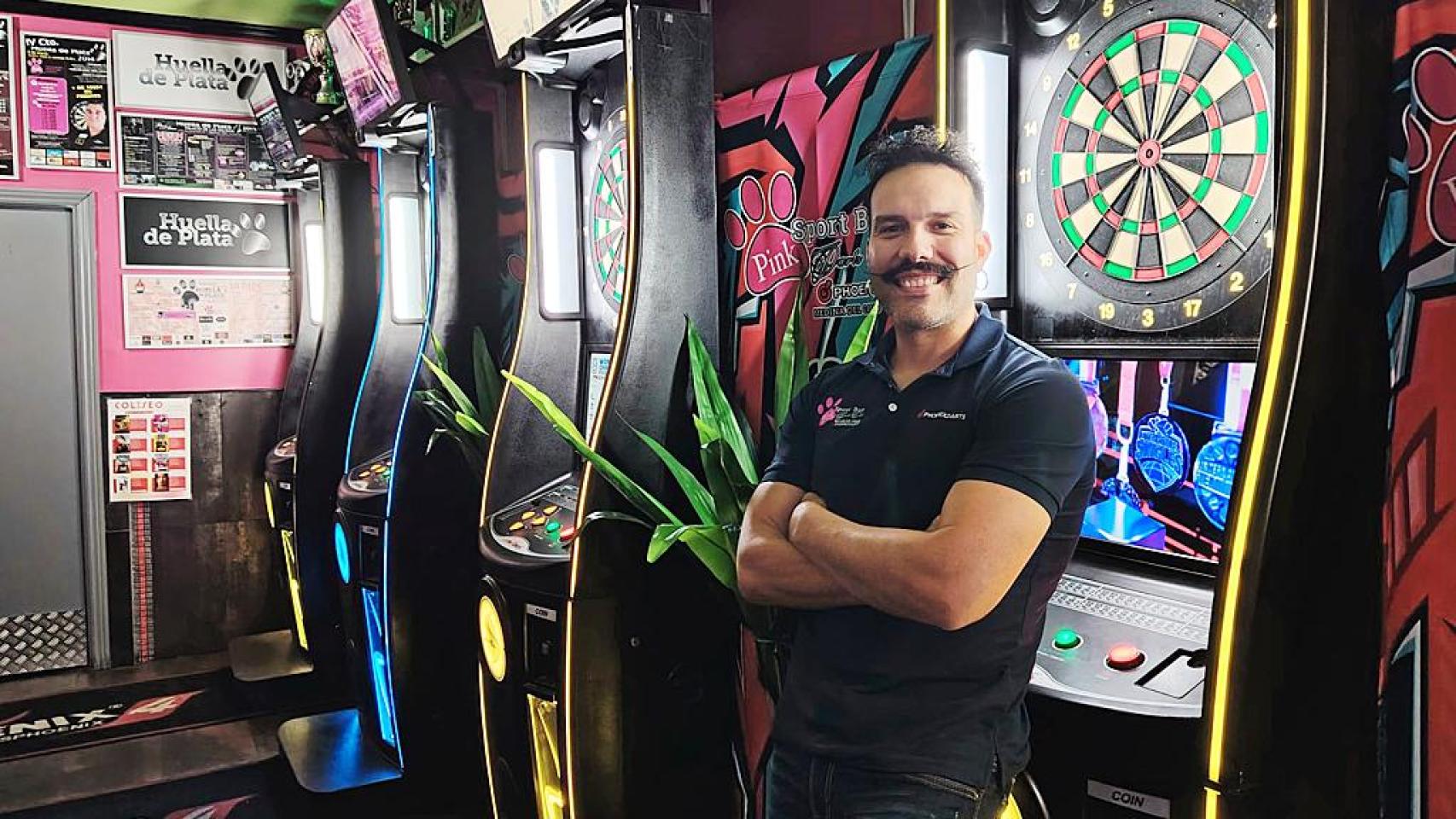 Dani en el Pink Sport Bar de Medina del Campo