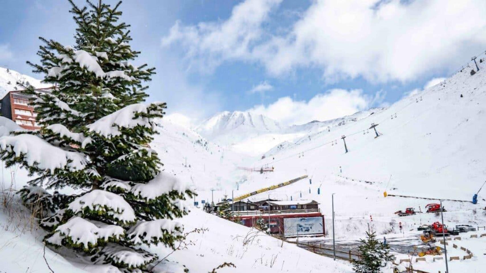 Pista de esquí de Astún.