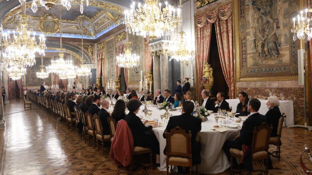 Los Reyes, en la cena de gala ofrecida el pasado miércoles 26 de noviembre en el Palacio Real de Madrid.