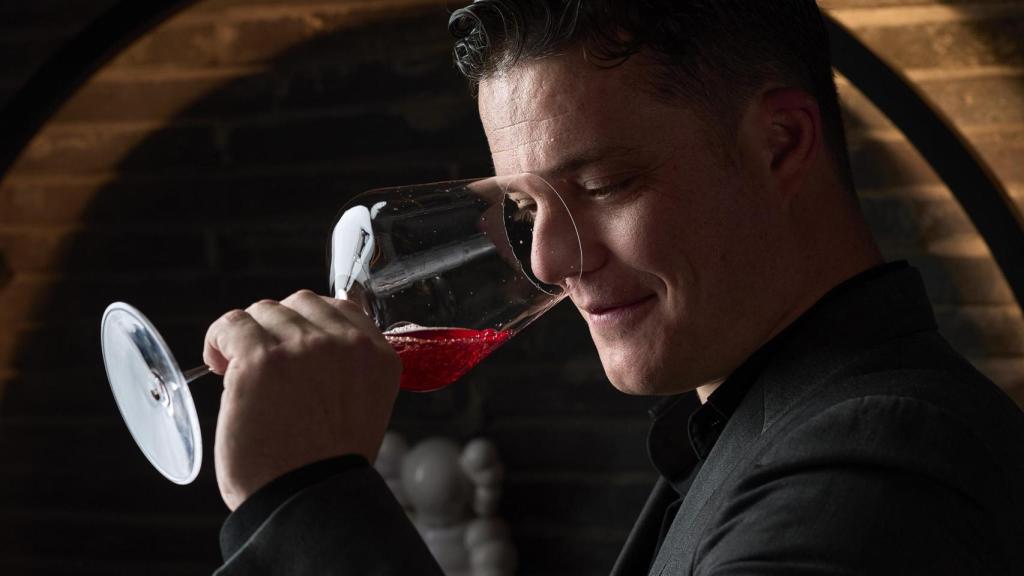 Luis Baselga, sumiller de Smoked Room