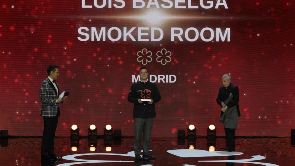 Luis Baselga, recibiendo el galardón de la Guía Michelin