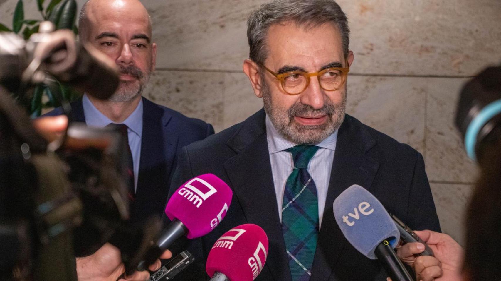 El consejero de Sanidad de Castilla-La Mancha, Jesús Fernández Sanz, a su llegada al Pleno del Consejo Interterritorial de Sanidad.