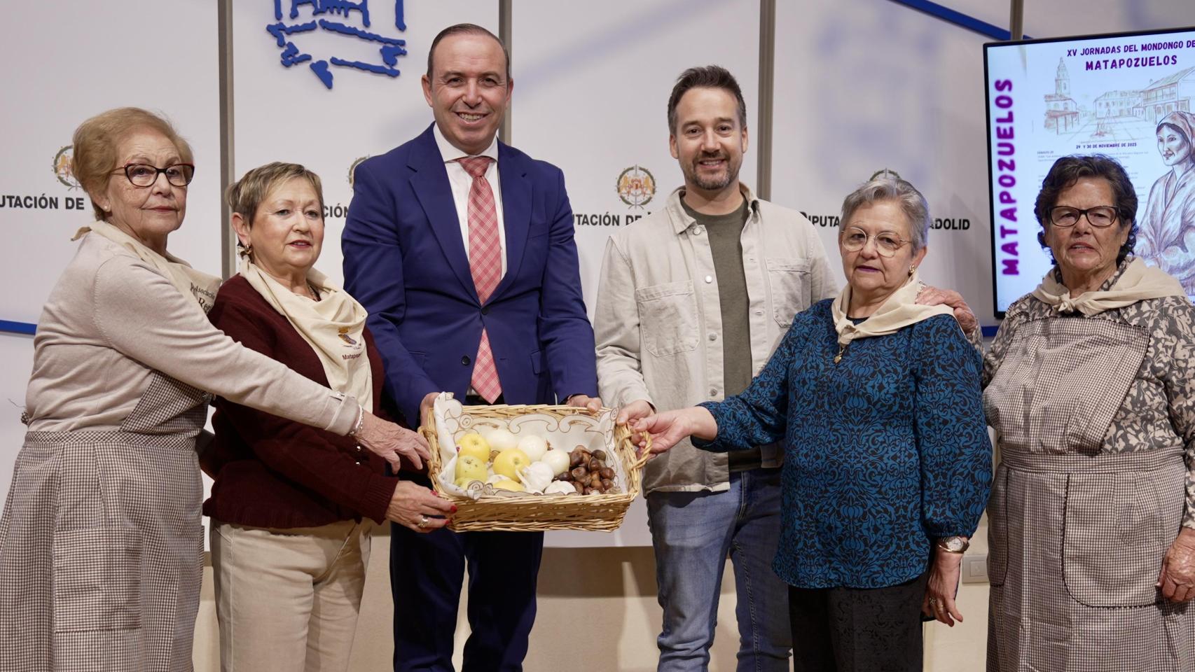 Presentación de las Jornadas del Mondongo, organizadas por el Ayuntamiento de Matapozuelos y la Asociación de la Mujer para el Desarrollo Rural Pino Regidor