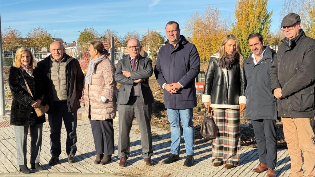 Visita del director general de Infraestructuras y Sostenibilidad Ambiental de la Junta de Castilla y León, José Manuel Jiménez, junto al alcalde de Santa Marta, David Mingo